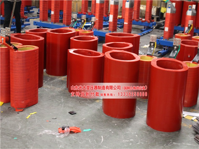 洛扎SCB14-400KVA干式电力变压器